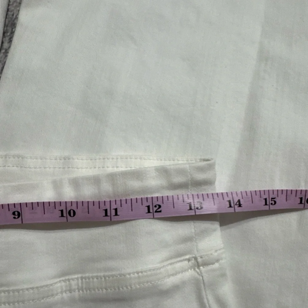 FRAME White Flare Jeans - Picture 3 of 8